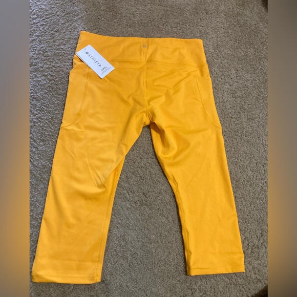 ATHLETA ULTIMATE STASH II CAPRI - Picture 6 of 7